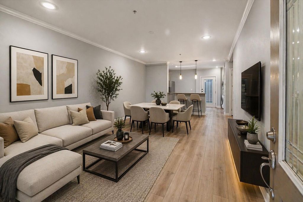 Photo of 3501 Chenevert Street #7, Houston, TX 77004 (MLS # 75533813)
