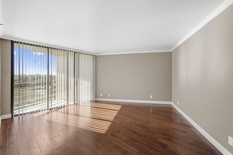 Photo of 3525 Sage Road #801, Houston, TX 77056 (MLS # 58951266)