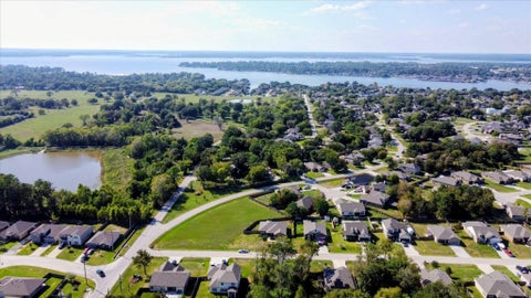 Photo of 93 Ridgecrest Drive, Willis, TX 77318 (MLS # 22569135)