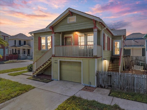Photo of 1327 16th Street, Galveston, TX 77550 (MLS # 46180079)