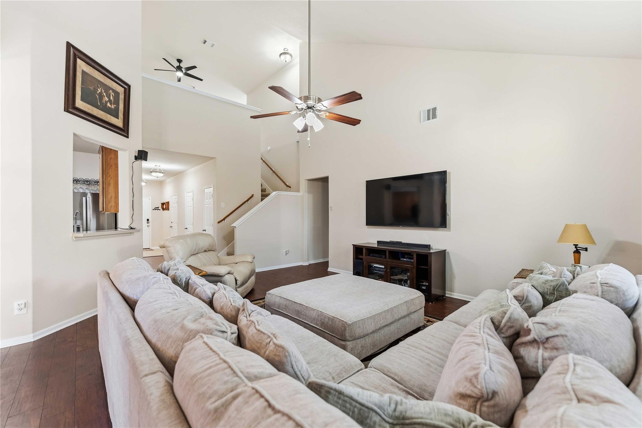 1223 Colonial Manor Drive