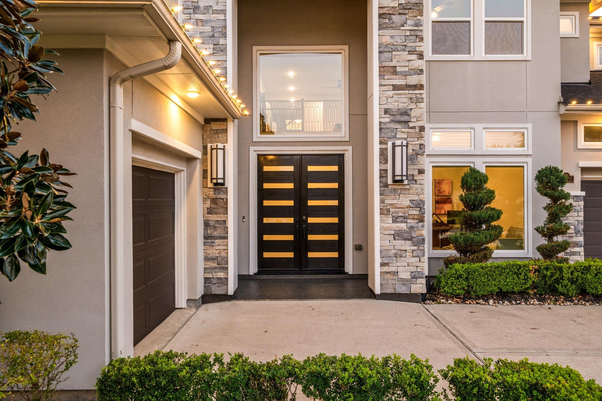 3322 Rumbling Rock Lane