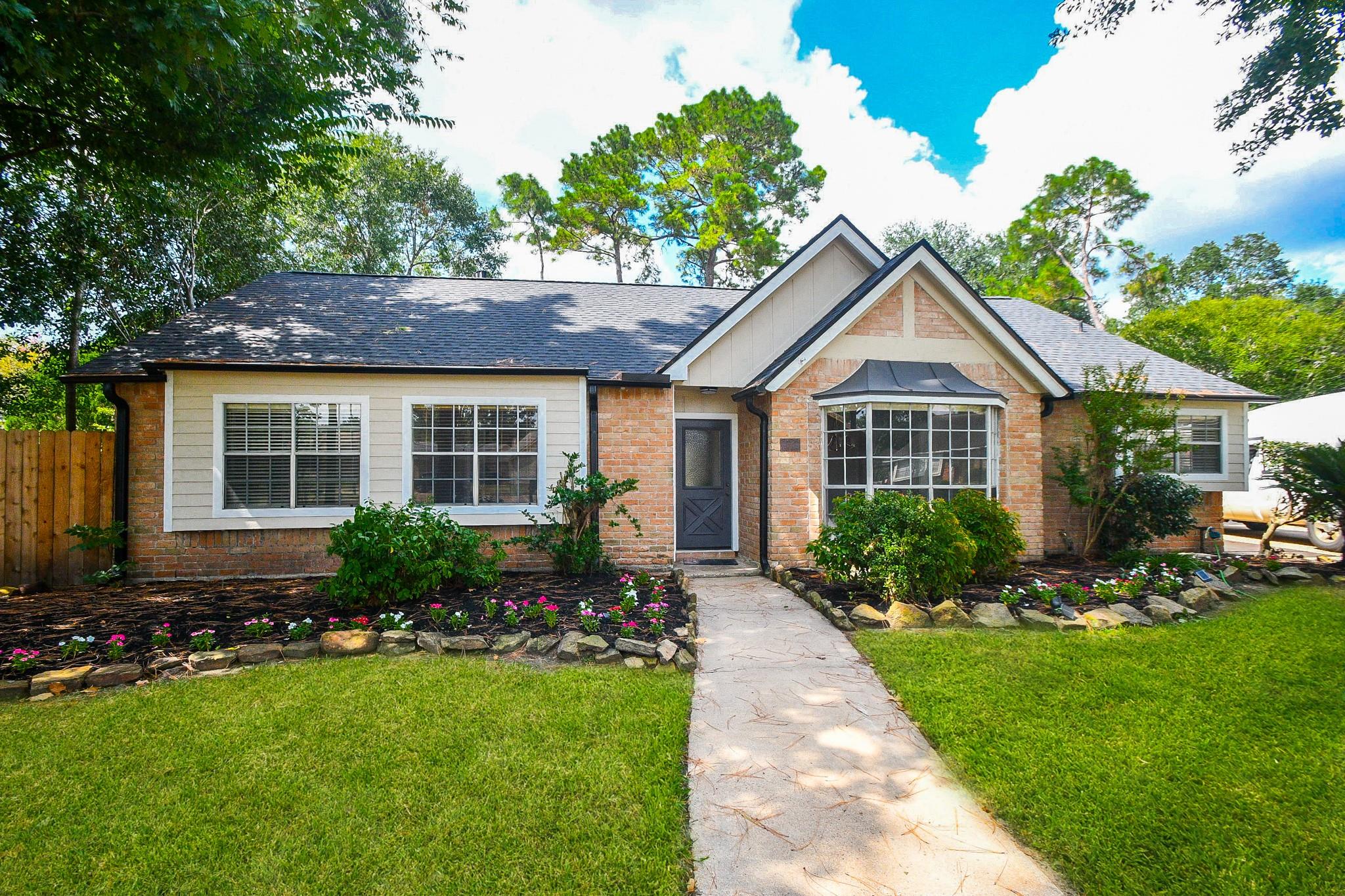 1006 White Sands Road