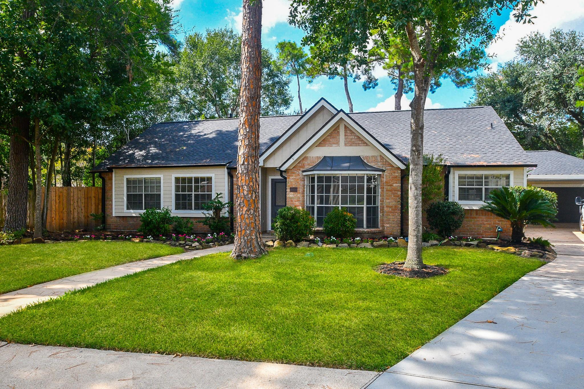 1006 White Sands Road
