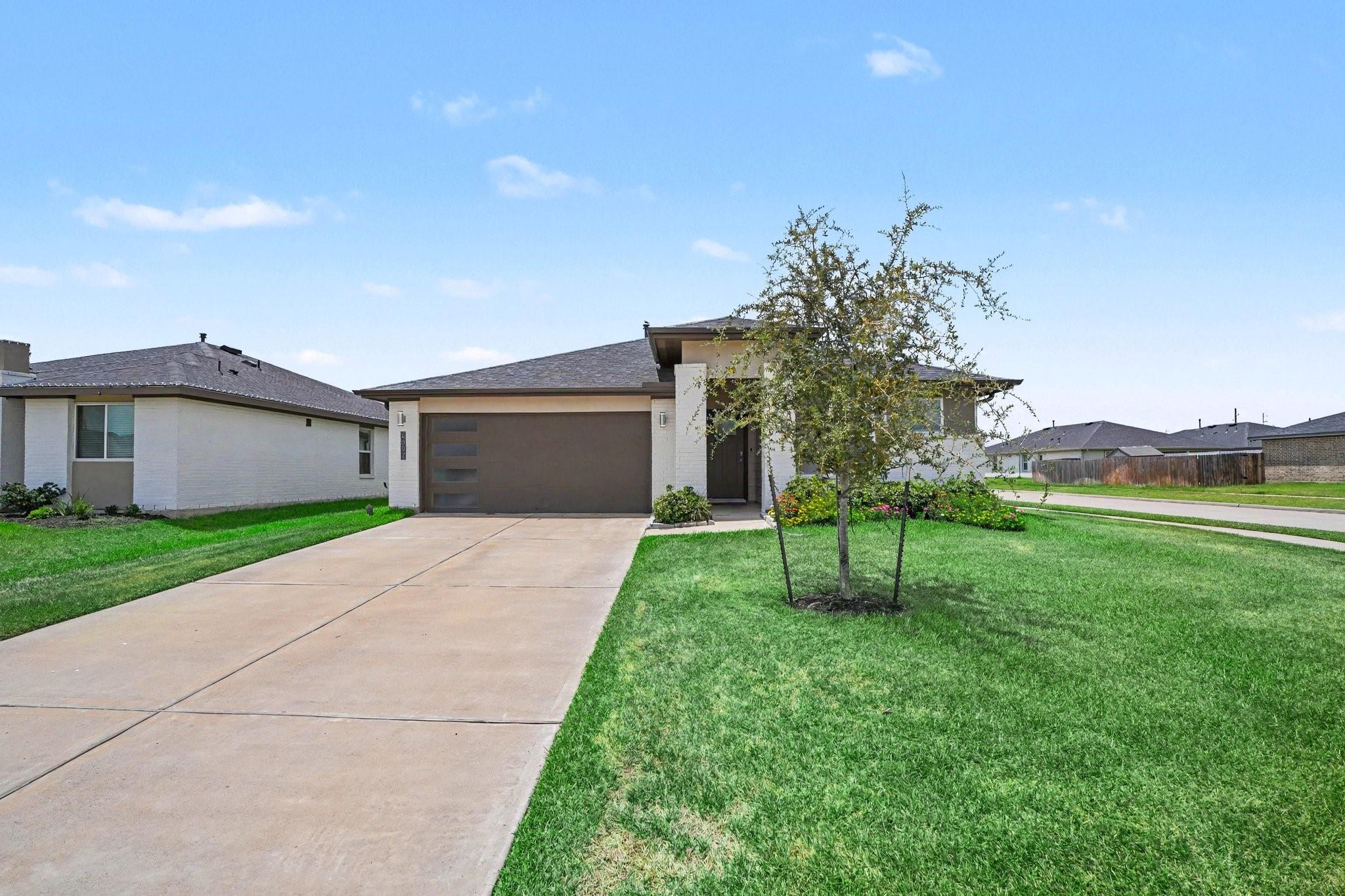 4002 Itzle Island Court