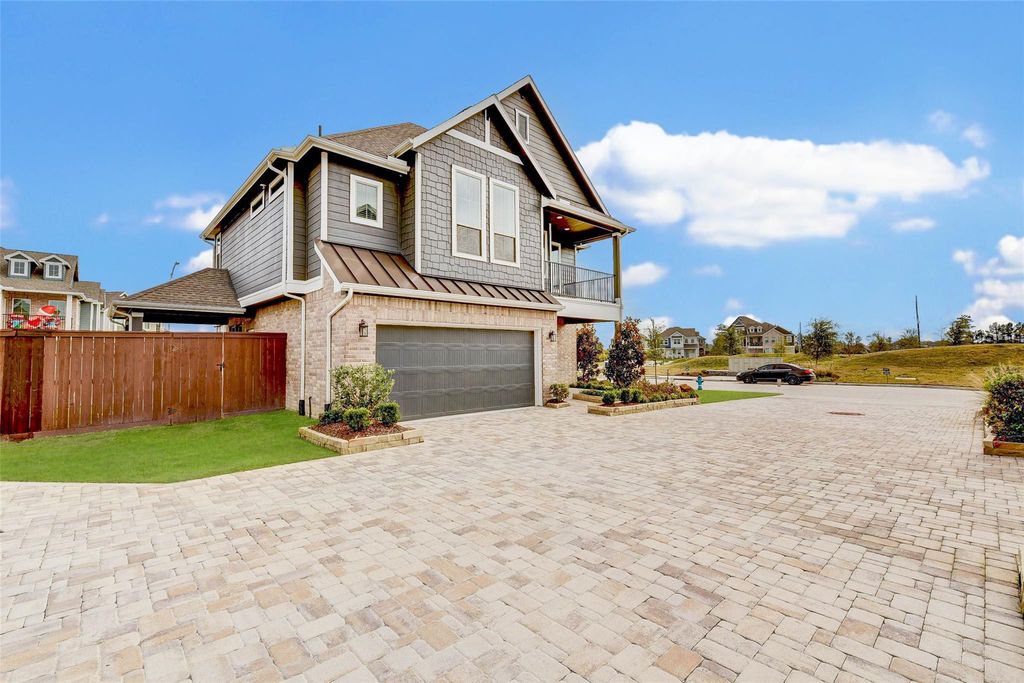 Photo of 11831 Marbled White Lane, Humble, TX 77346 (MLS # 50765417)