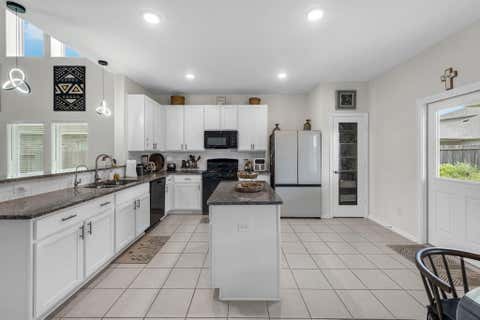 Tiny photo for 10502 Watershed Drive, Rosharon, TX 77583 (MLS # 11319165)