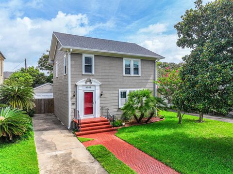 Photo of 5018 Sherman Boulevard, Galveston, TX 77551 (MLS # 89742006)