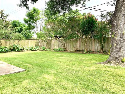 Tiny photo for 9634 Fairdale Lane, Houston, TX 77063 (MLS # 79026501)