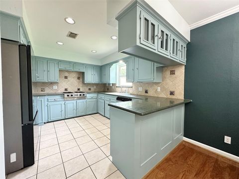 Tiny photo for 9634 Fairdale Lane, Houston, TX 77063 (MLS # 79026501)