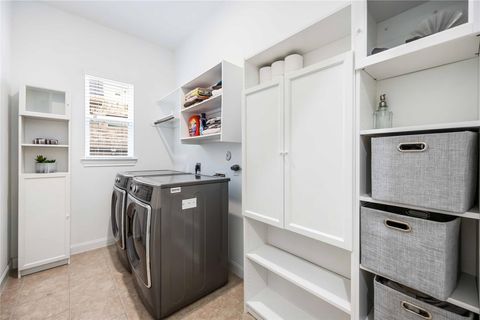 Tiny photo for 914 Windy Garden Way, Richmond, TX 77406 (MLS # 84103588)