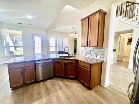 Tiny photo for 914 Windy Garden Way, Richmond, TX 77406 (MLS # 84103588)