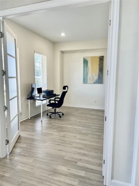 Tiny photo for 914 Windy Garden Way, Richmond, TX 77406 (MLS # 84103588)