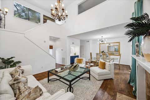 Photo of 2555 Bering Drive #1, Houston, TX 77057 (MLS # 87199068)