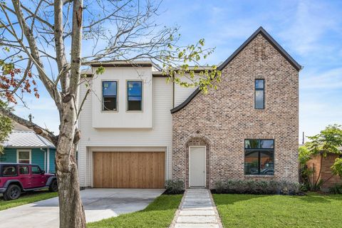 Photo of 1002 E 25th Street, Houston, TX 77009 (MLS # 90445712)