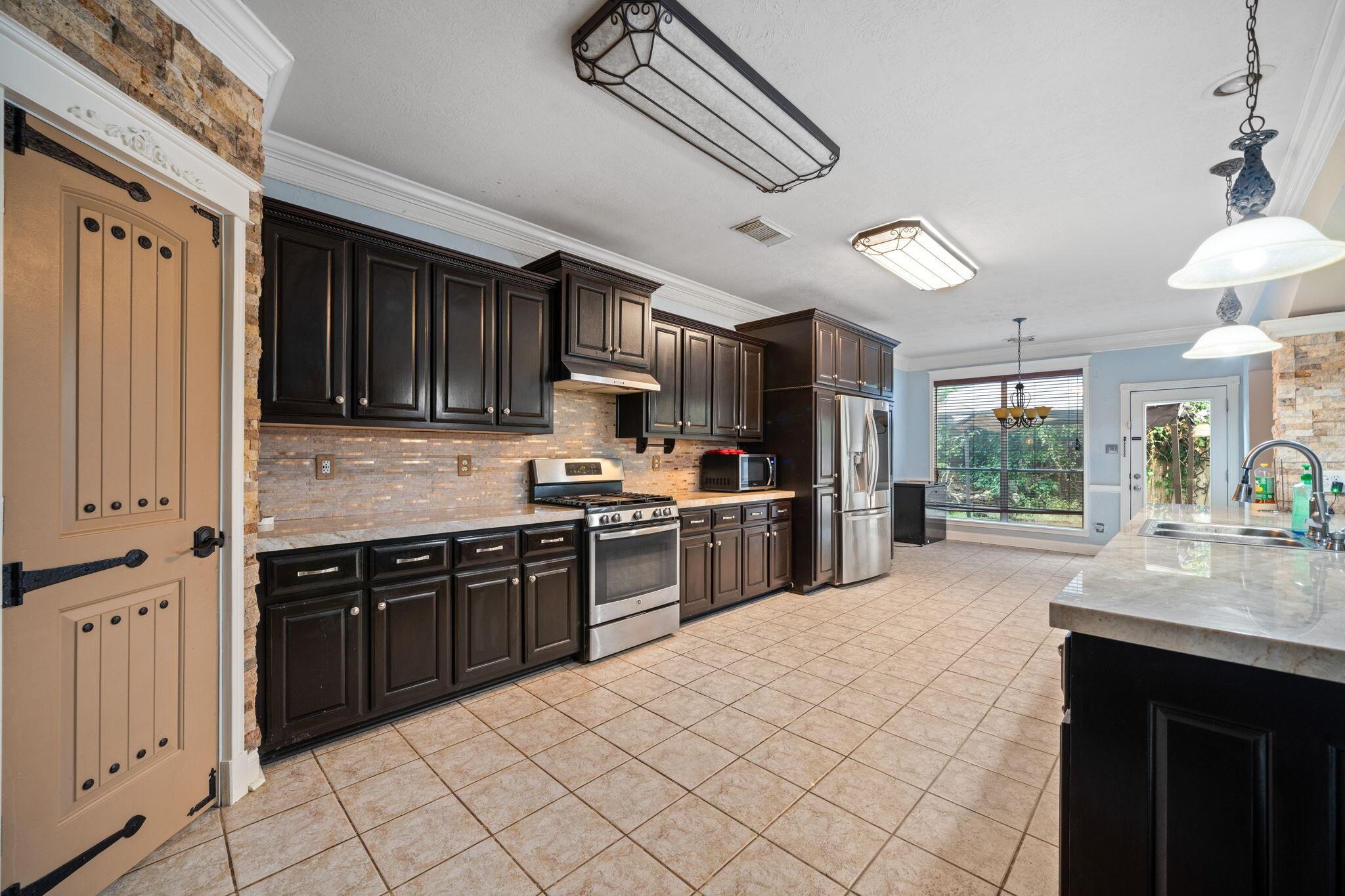 16438 Beewood Glen Drive