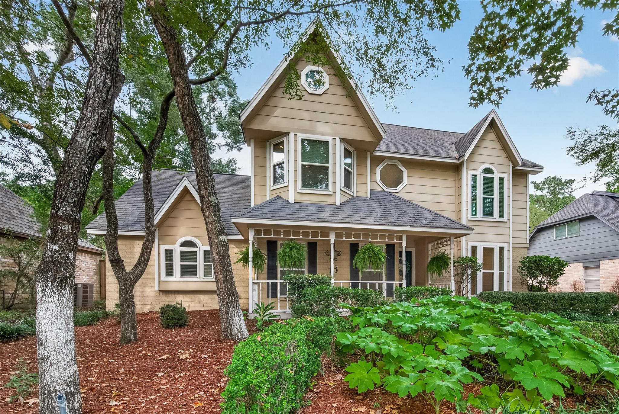 16 Mayfair Grove Court