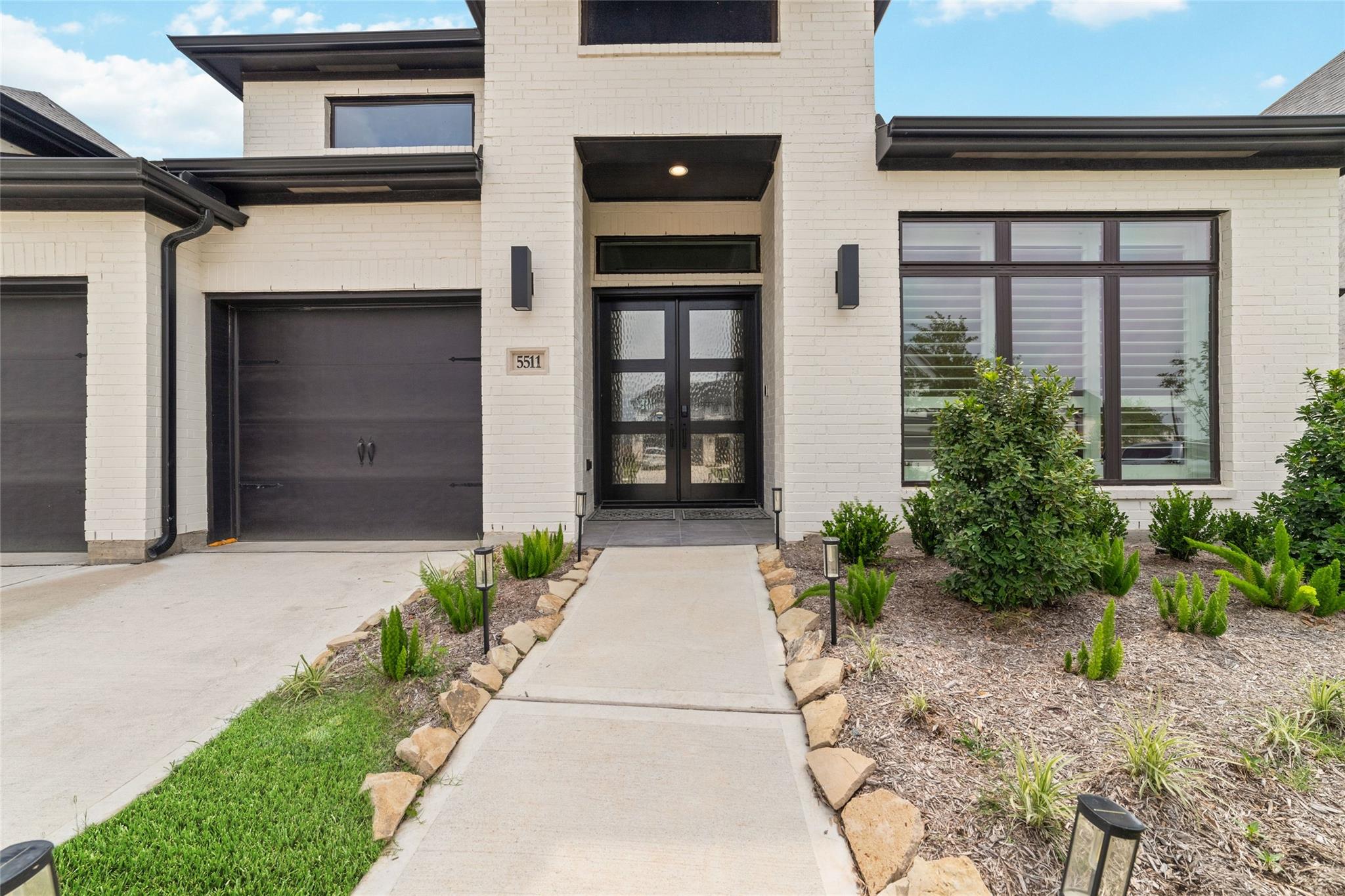 5511 Holly Hollow Lane