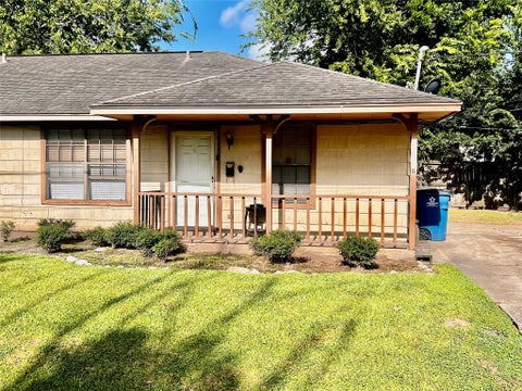 Multifamily For Rent - 115 Avenue #B<br/> South Houston, TX 77587