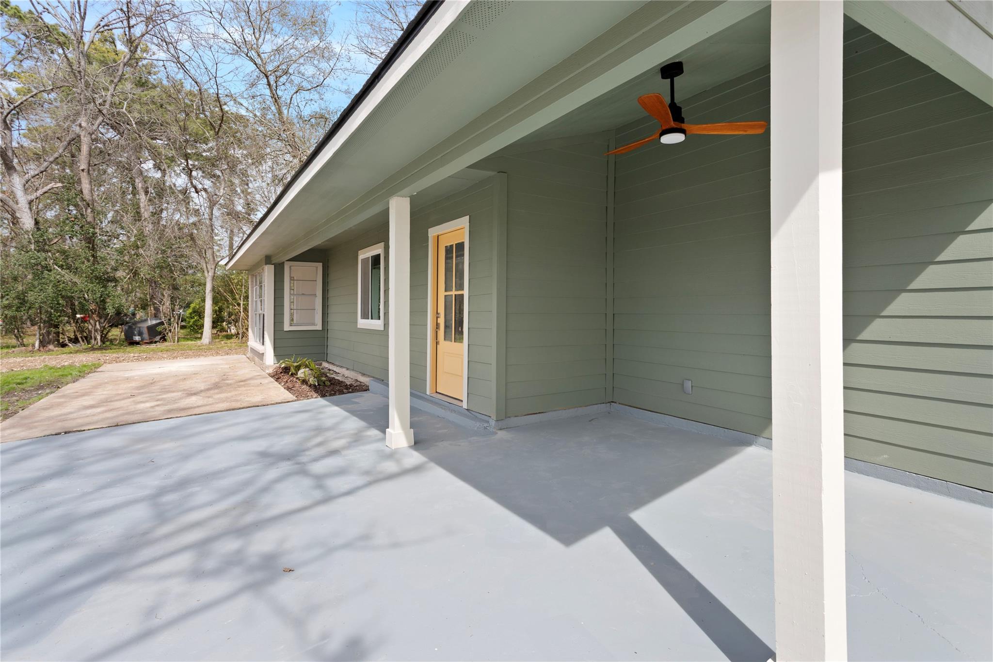 24518 Sunny Glen Drive