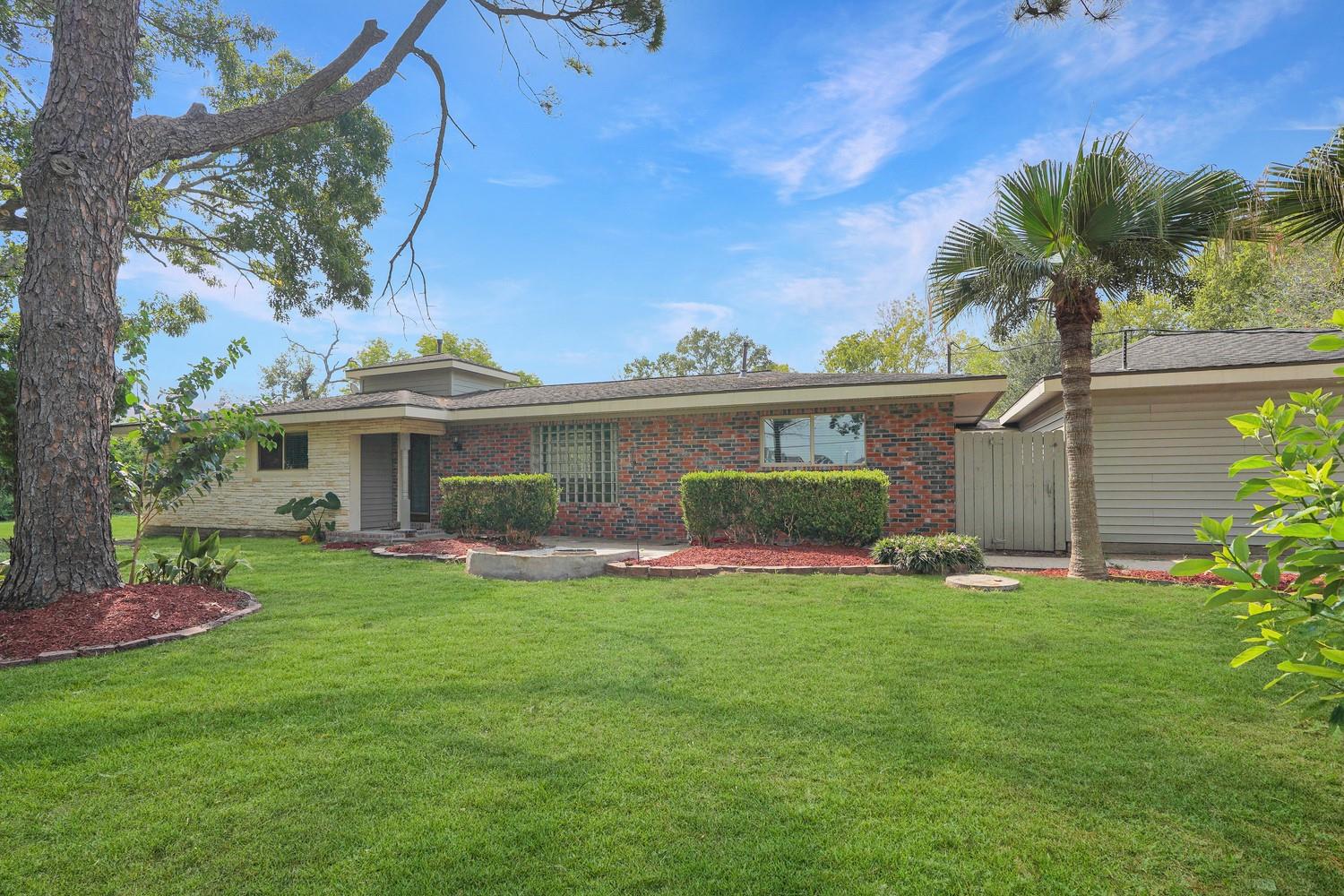 4920 Almeda Genoa Road