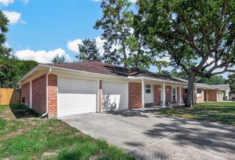 Photo of 29210 Binefield Street, Spring, TX 77386 (MLS # 30715964)
