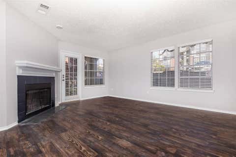 Apartment For Rent - 8301 Boat Club Road Rd #325<br/> Fort Worth, TX 76179