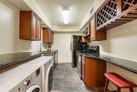 Photo of 361 N Post Oak Lane #241, Houston, TX 77024 (MLS # 95300722)