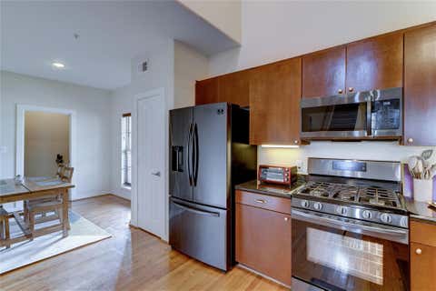 Photo of 2216 Chenevert Street #11, Houston, TX 77003 (MLS # 22328205)