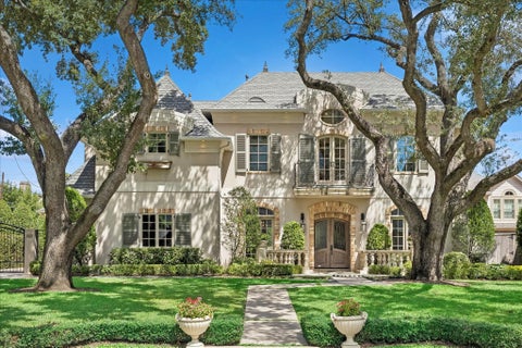 Photo of 5666 Cedar Creek Dr Drive, Houston, TX 77056 (MLS # 54175091)