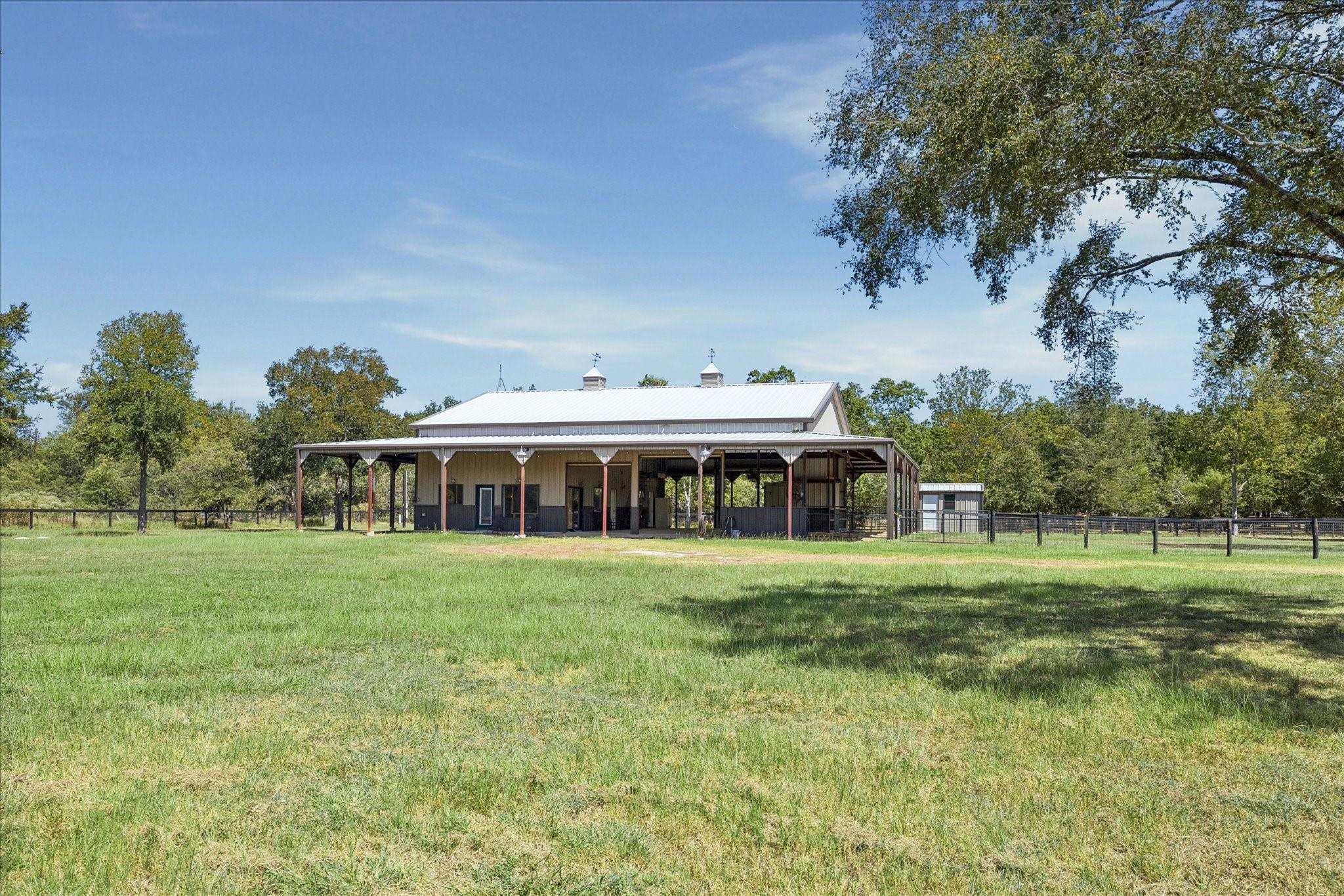 33 Riverwood Lane