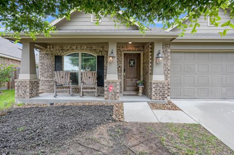 Photo of 676 Oak Circle Dr E DR, Conroe, TX 77301 (MLS # 2012014)