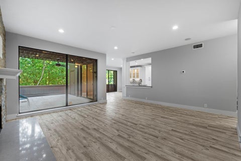 Photo of 282 Litchfield Lane, Houston, TX 77024 (MLS # 95026557)