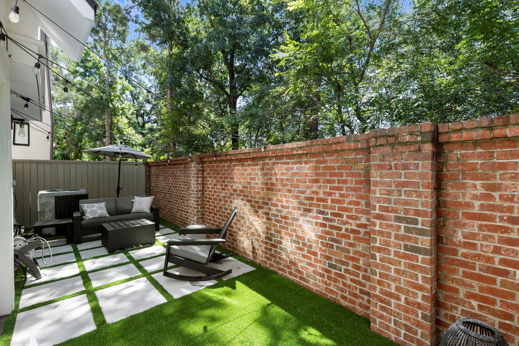 66 Wooded Park Place