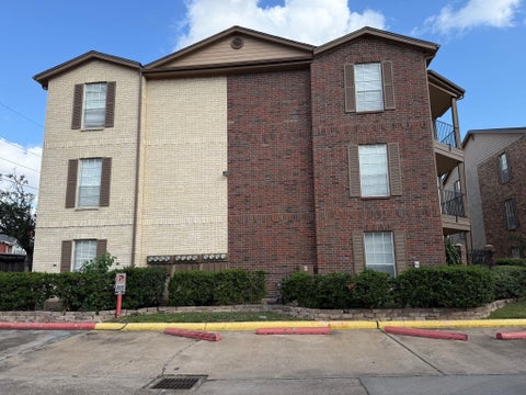 Photo of 2121 Hepburn Street #1218, Houston, TX 77054 (MLS # 24197467)