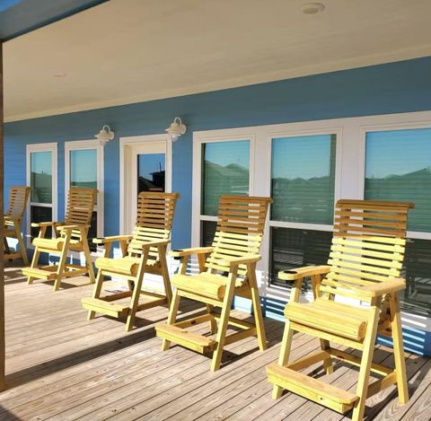 Photo of 976 Mary Lynn, Crystal Beach, TX 77650 (MLS # 50476187)