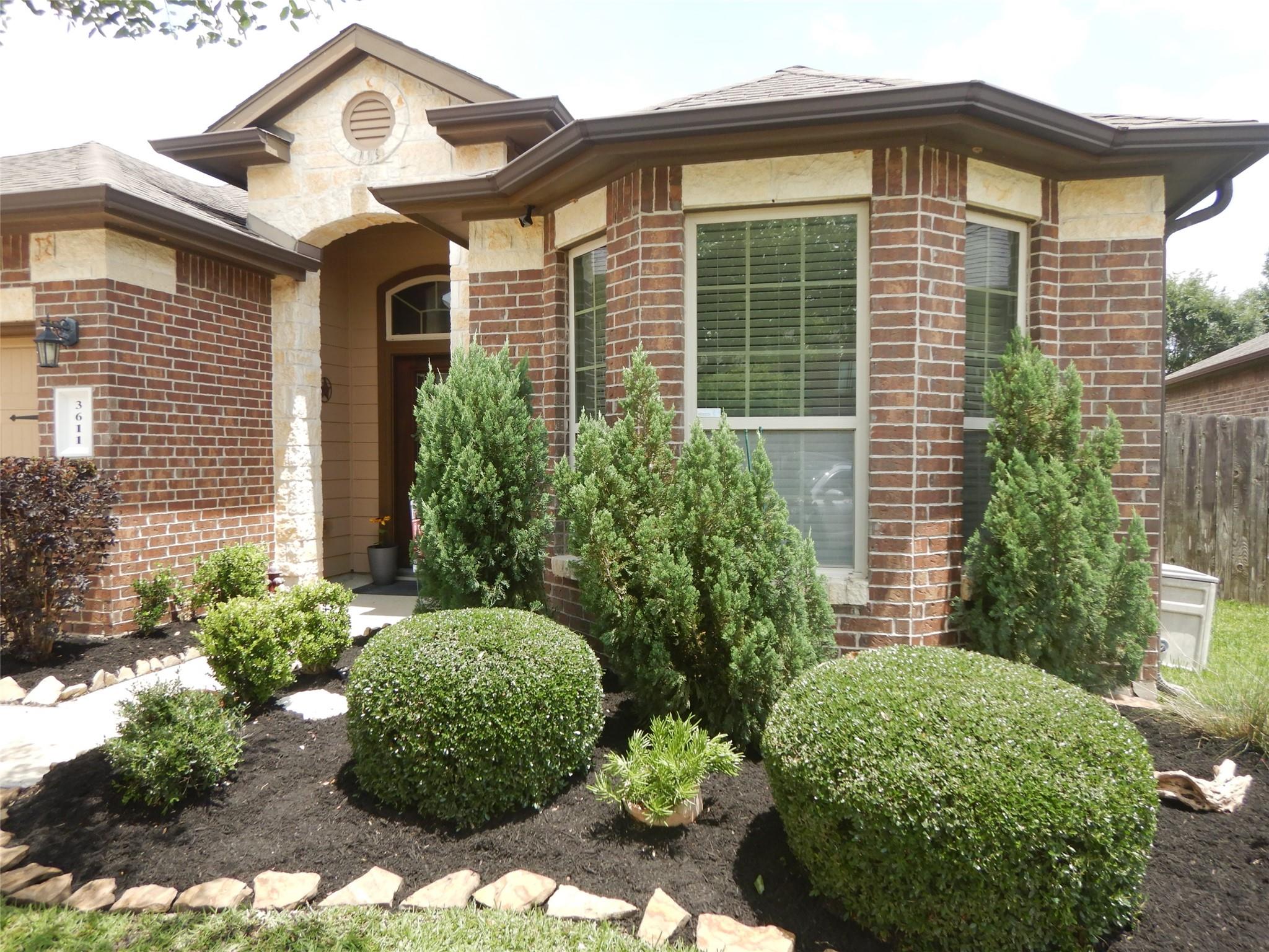 3611 Daintree Park Drive