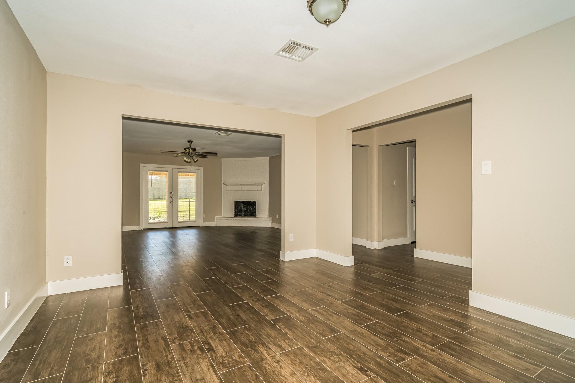 10074 Woodhollow Drive