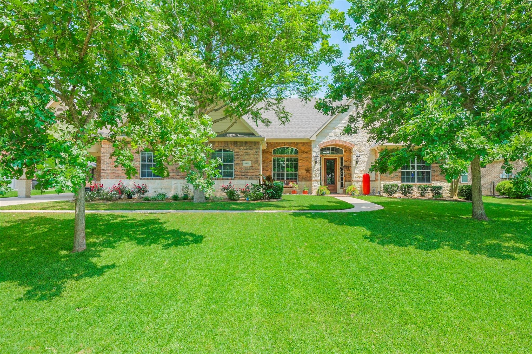 4302 Oxbow Circle E