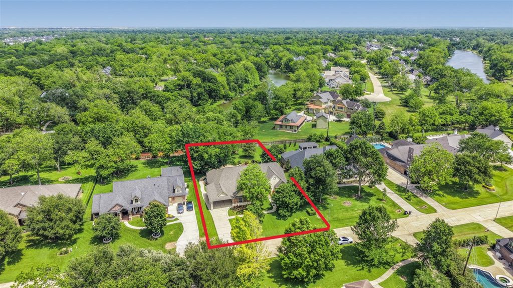 Photo of 4302 Oxbow Circle E, Fulshear, TX 77441 (MLS # 59971707)