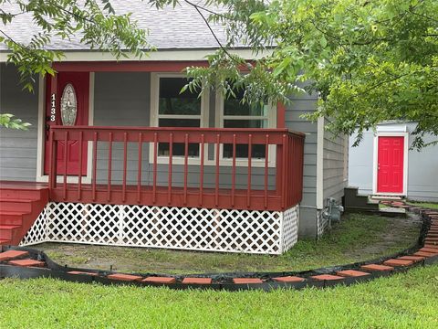 Photo of 1133 15th Street, Galena Park, TX 77547 (MLS # 32556504)