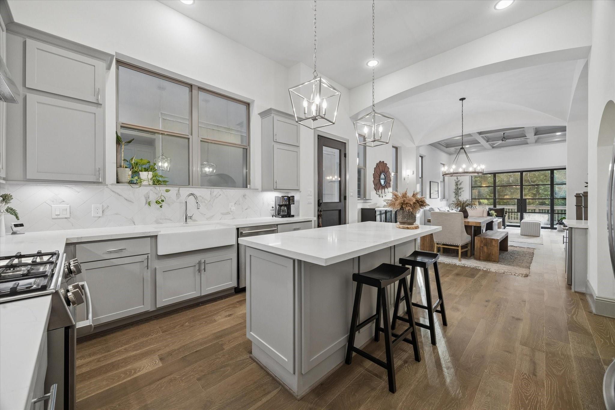 1907 W 25th Street