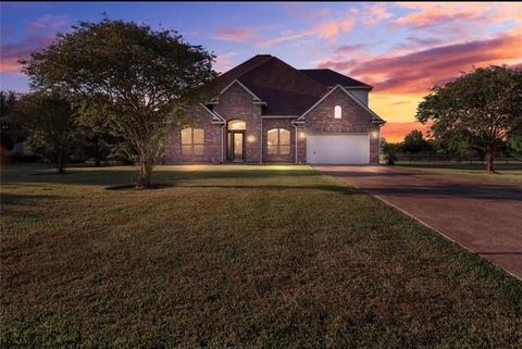 Photo of 6311 Redfish Reef Drive, Beach City, TX 77523 (MLS # 96786356)