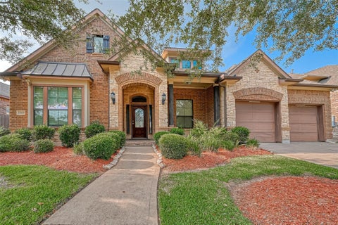 Homes For Sale - 12919 Southern Ridge Drive<br/> Pearland, TX 77584
