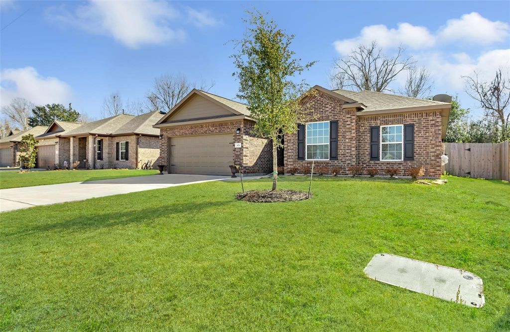 Photo of 426 Pebble Drive, Dayton, TX 77535 (MLS # 10178040)