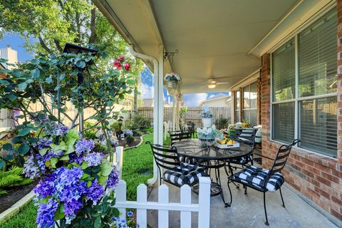 Photo of 4714 Schiller Park Lane, Sugar Land, TX 77479 (MLS # 91759961)