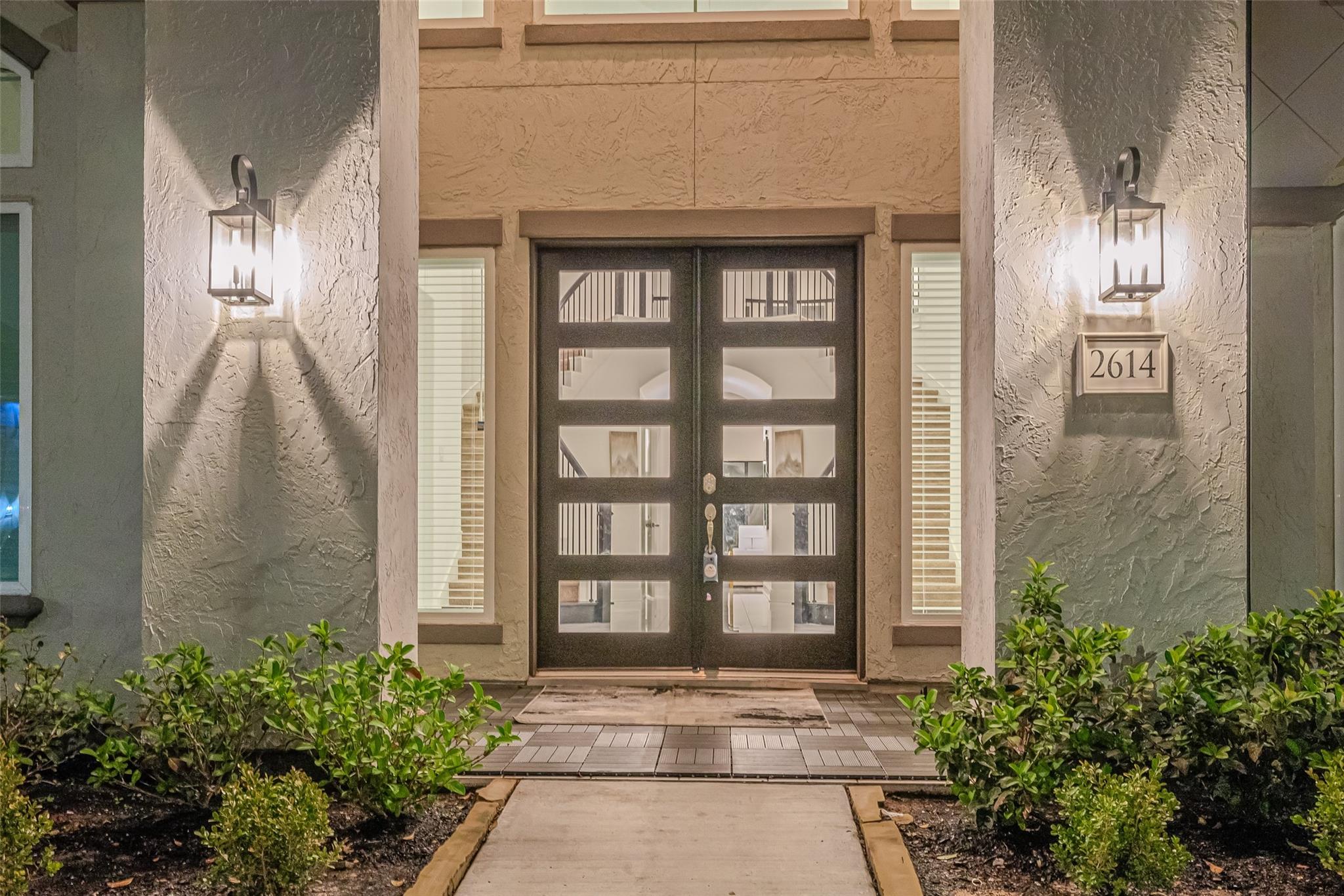 2614 Page Mandarin Place