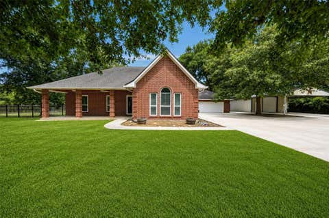 Photo of 822 Sentinel Oaks, Pinehurst, TX 77362 (MLS # 69522714)