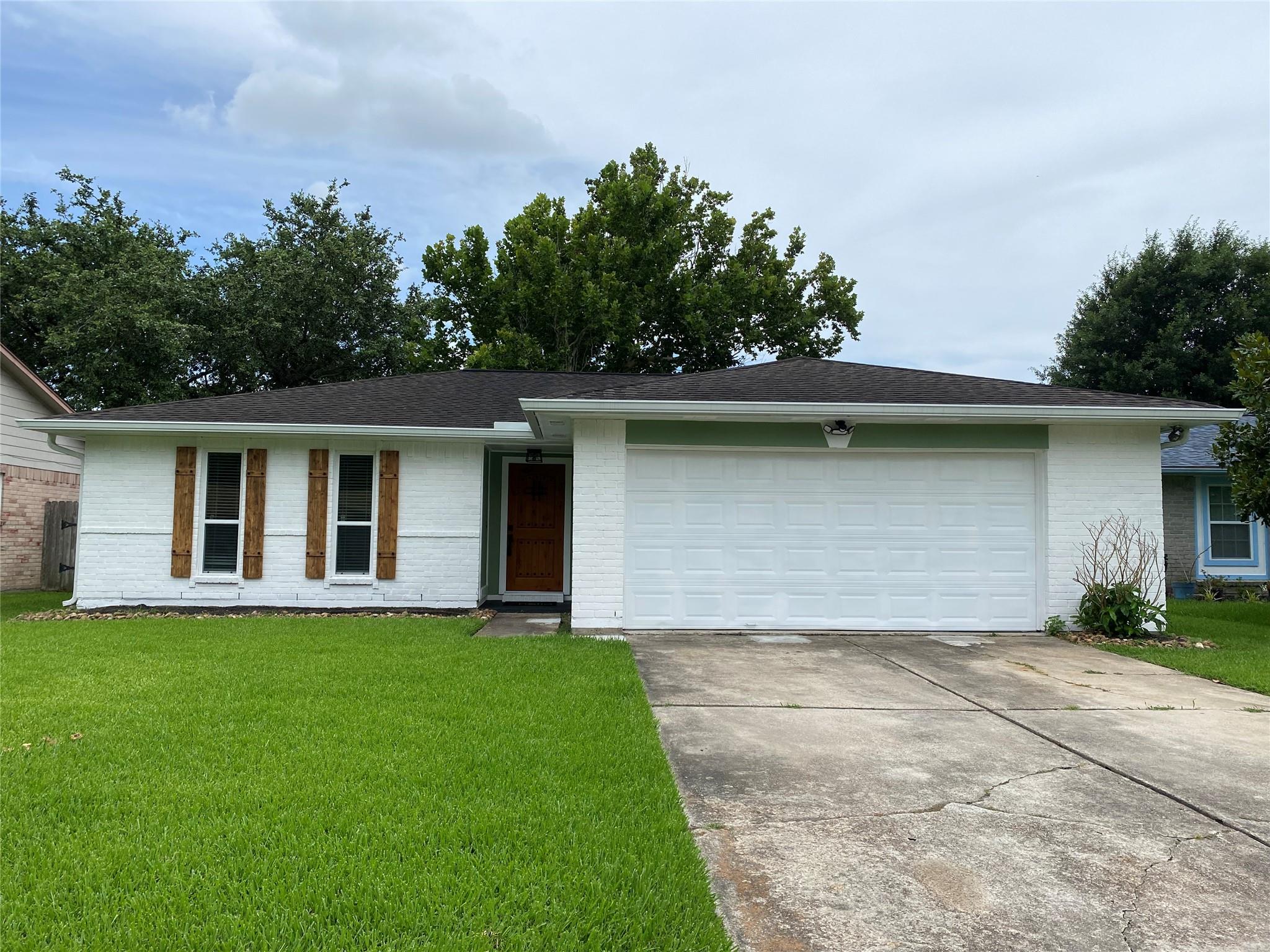5005 Crestway Drive
