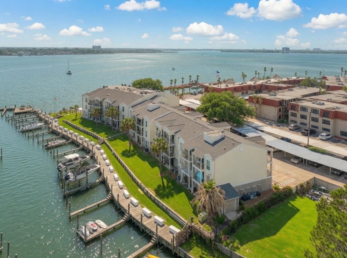 201 Yacht Club Lane 201